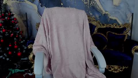 Snapshot of juicyberryy chatting on January 7, 5:09 pm Milana online show from January 7, 5:09 pm