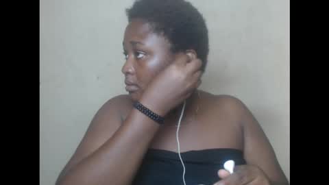 juicyboobssx online show from September 21, 11:47 pm