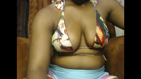 juicycuntx online show from November 27, 6:44 pm