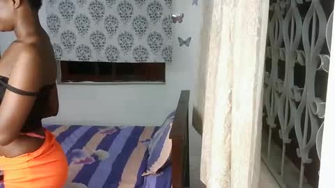 juicymeg online show from October 2, 5:40 pm