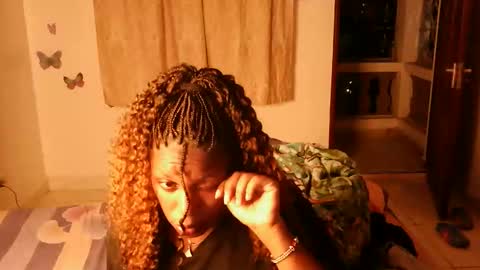 juicymeg online show from September 22, 6:50 pm