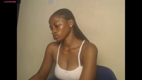 juicypiexx online show from January 8, 7:34 pm