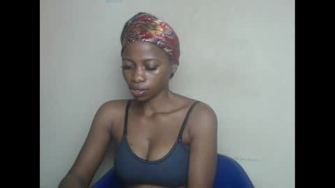 juicypiexx online show from February 9, 7:09 pm