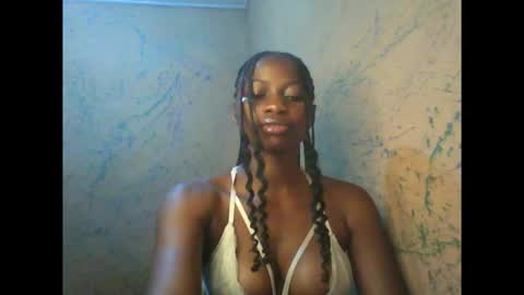 juicypiexx online show from November 1, 2:05 am