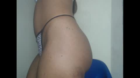 juicypiexx online show from January 17, 8:22 pm