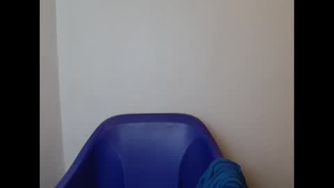 Snapshot of juicyxpink chatting on January 15, 7:37 am juicyxpink online show from January 15, 7:37 am