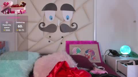 juleejoel online show from December 14, 7:46 pm