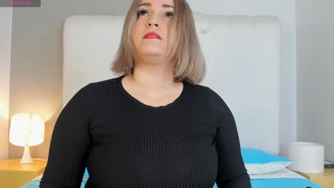 juleejoel online show from January 3, 6:46 pm