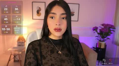 Snapshot of julesbennet chatting on October 22, 11:37 am Jules Bennett online show from October 22, 11:37 am