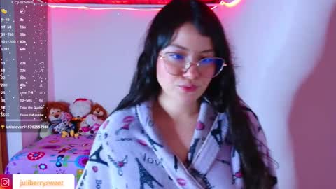 Juliana online show from February 4, 2:58 am