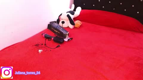  Juliana Torres  online show from January 5, 7:28 pm