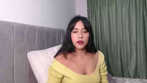 Snapshot of juli_love11 chatting on October 15, 1:52 am JULIETA online show from October 15, 1:52 am