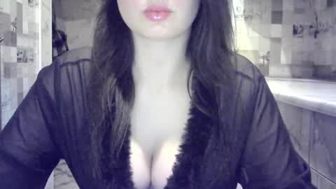 julia69009 online show from July 28, 8:45 pm