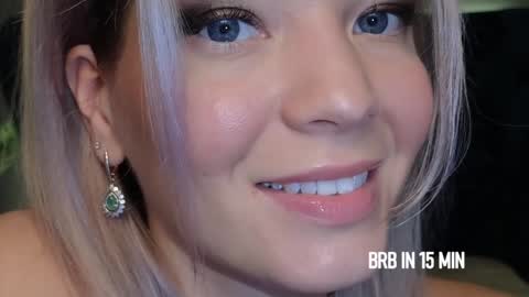 Cute online show from December 3, 3:11 pm