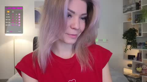 Cute online show from December 2, 2:50 pm