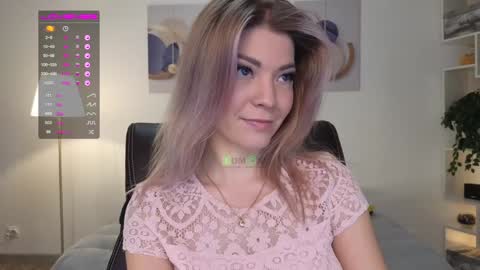 Cute online show from December 23, 2:50 pm