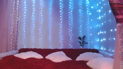 Julia online show from January 15, 7:53 pm