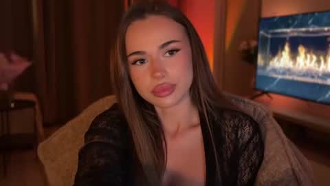 Julia R Le online show from July 17, 8:56 pm