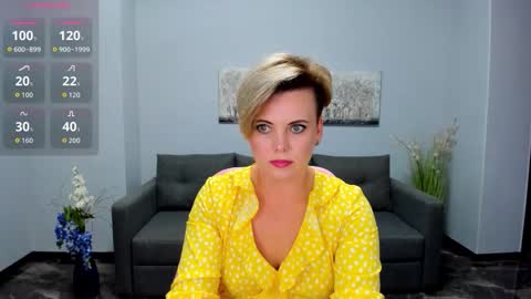 Julia online show from October 3, 12:43 pm