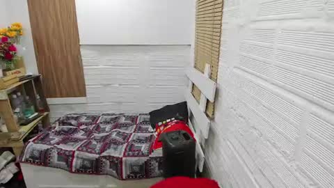 juliana online show from February 23, 11:43 pm