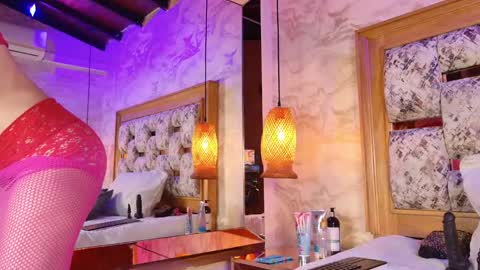 juliana_mendez25 online show from September 25, 7:55 pm