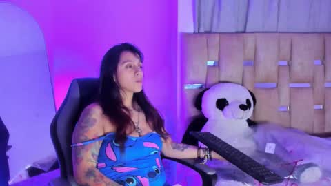 Snapshot of julianacarter chatting on October 16, 8:22 pm JulianaCarter online show from October 16, 8:22 pm