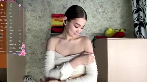 Viola online show from June 5, 12:58 am