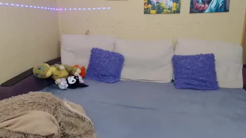 Jul online show from January 14, 4:08 pm