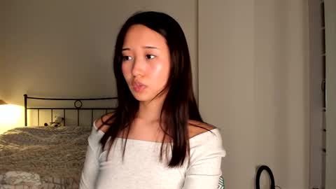 Snapshot of juliastapes chatting on February 18, 2:49 pm julia online show from February 18, 2:49 pm