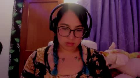 Juliana online show from February 20, 5:09 pm