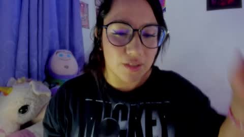 Juliana online show from March 12, 3:24 am