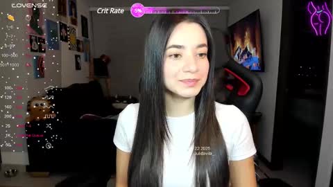 Snapshot of julidavila chatting on February 24, 3:10 am Jeimy Help me to reach 100 thumbs up online show from February 24, 3:10 am