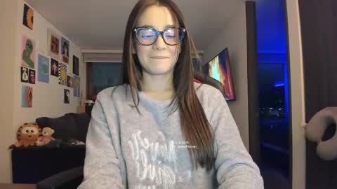 Jeimy Help me to reach 100 thumbs up online show from November 10, 2:17 am