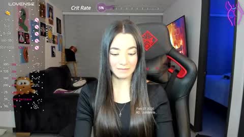 Snapshot of julidavila chatting on February 28, 12:10 am Jeimy Help me to reach 100 thumbs up online show from February 28, 12:10 am