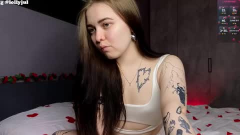 Snapshot of julidropp chatting on February 17, 5:23 pm julidropp online show from February 17, 5:23 pm