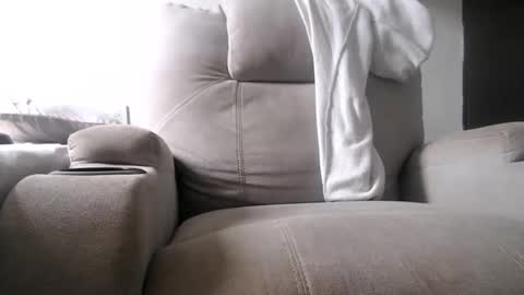 Snapshot of julie_bunny chatting on October 4, 2:11 pm Julie bunny online show from October 4, 2:11 pm