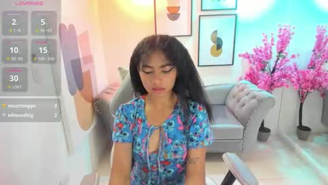 julie coper online show from October 24, 1:29 pm