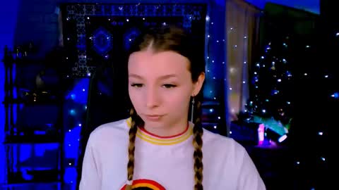 juliedaniel online show from January 14, 8:41 am