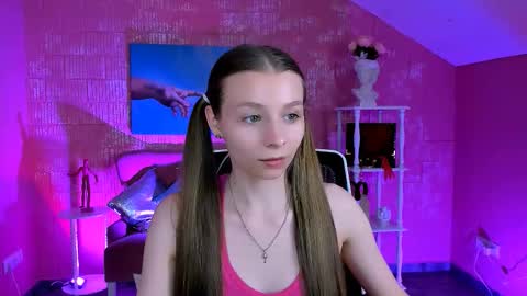 juliedaniel online show from March 13, 10:05 am