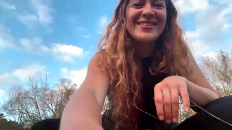 julierebeca online show from February 7, 11:34 pm