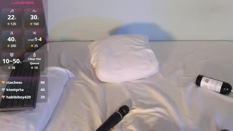 Snapshot of julieta__sexxx chatting on October 29, 6:07 am julieta__sexxx online show from October 29, 6:07 am