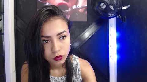 julieta_fn online show from March 3, 12:31 pm