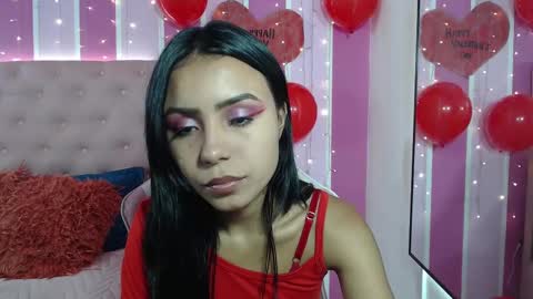 julieta_fn online show from February 14, 1:40 pm