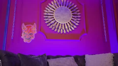  Julieta  online show from December 1, 11:25 am