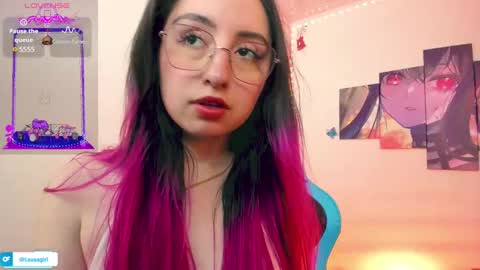 Snapshot of julieta_shelby chatting on February 22, 1:00 am Julieta Independent model online show from February 22, 1:00 am