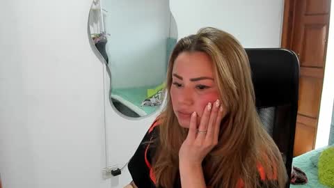 julieta_star69 online show from October 6, 7:18 pm