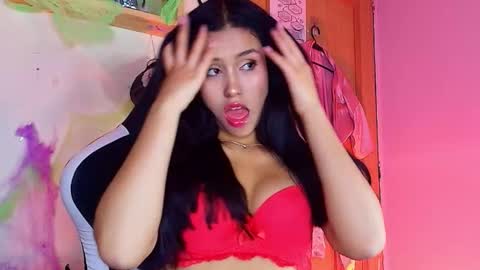 juli online show from October 15, 12:57 am