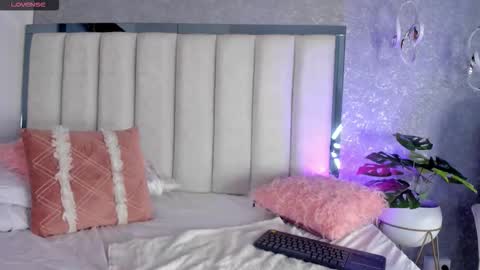 Snapshot of julietaa_miller chatting on September 26, 2:58 pm Julieta  online show from September 26, 2:58 pm