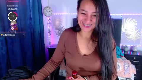 Snapshot of julietacollins06 chatting on February 22, 2:06 pm julietacollins06 online show from February 22, 2:06 pm