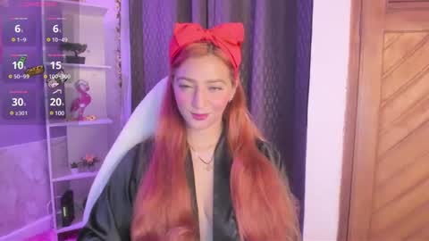 Snapshot of julietacollins_ chatting on December 13, 4:00 am Juliet online show from December 13, 4:00 am